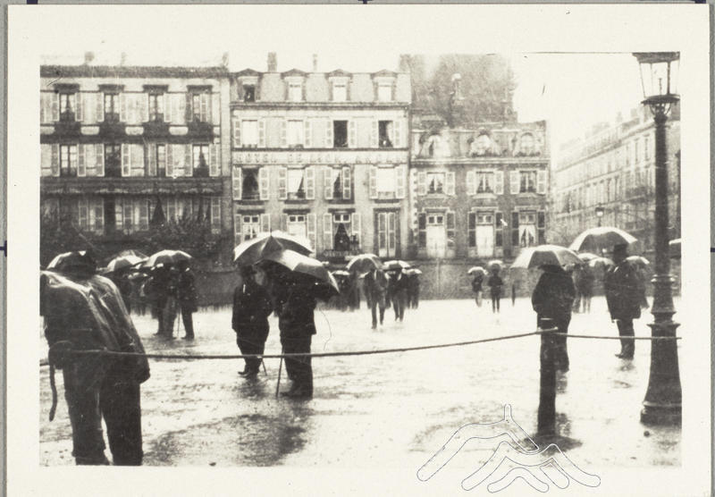 Un vélodrome place de Jaude, à Clermont-Ferrand (1895)
